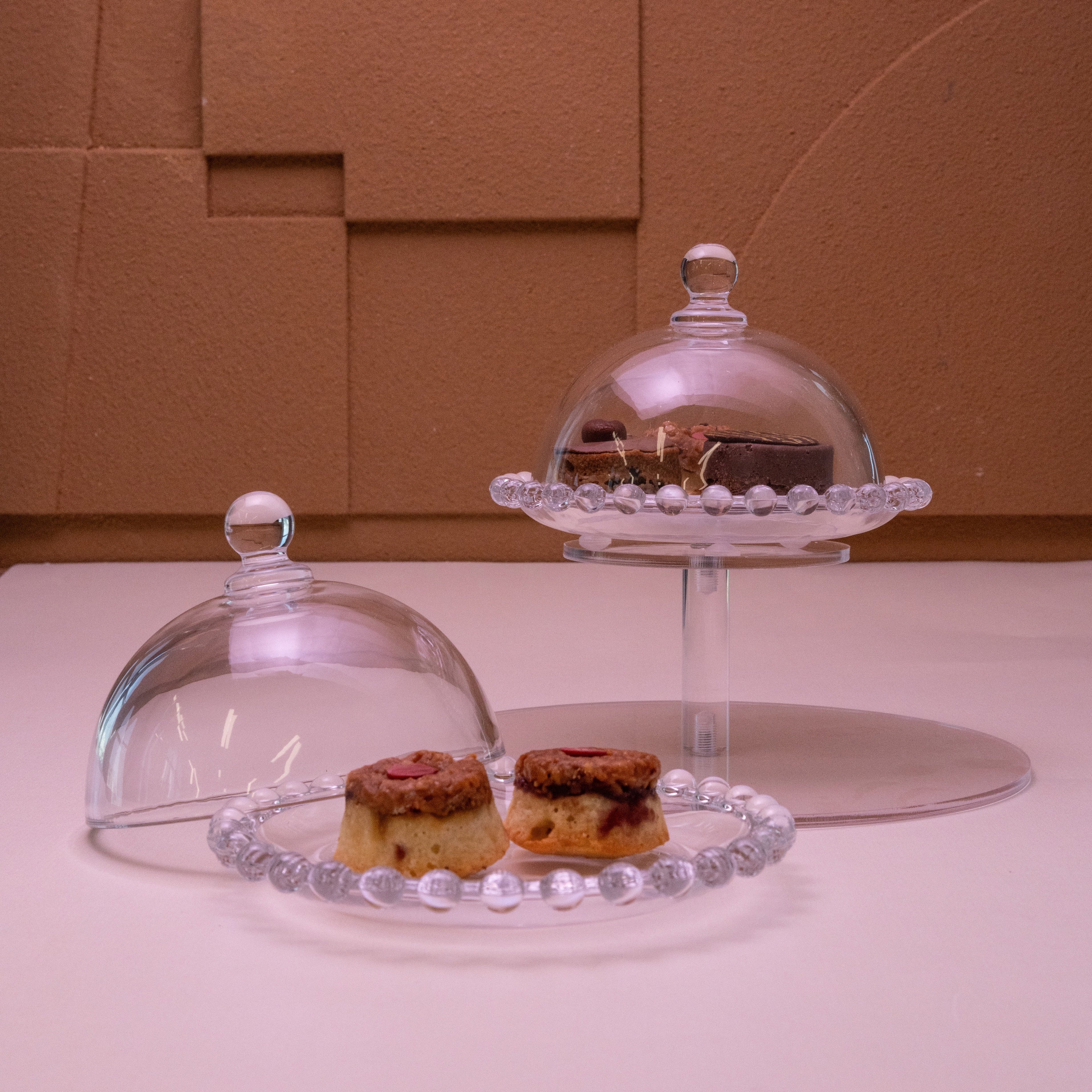 Crystal Small Round Plate w/ Cover